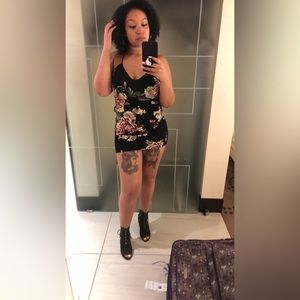 ❗️2 for $10 ❗️ Windsor Floral Dress